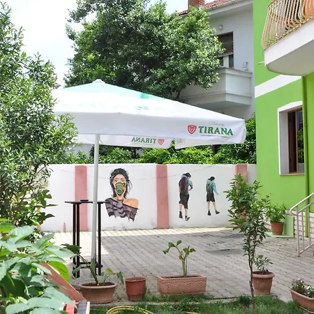 Green Hostel *